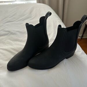 Ankle Height Rain Booties!